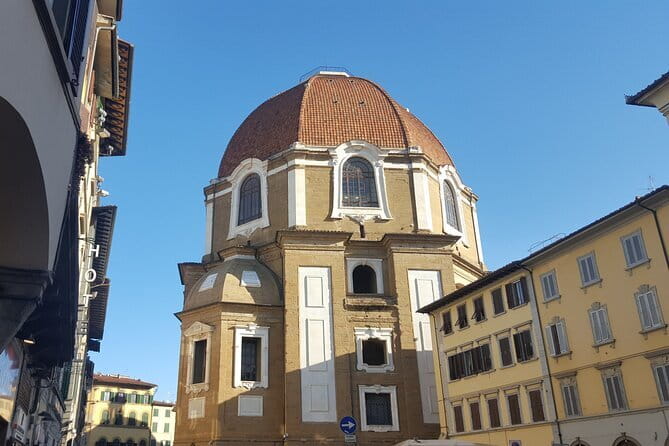 Private Medici Chapels and San Lorenzo Square Guided Visit - Navigating the Visit: Entry, Logistics, and Group Size