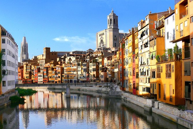 Private Medieval Girona Tour with Hotel Pick-up - Transport and Logistics: Comfort and Challenges