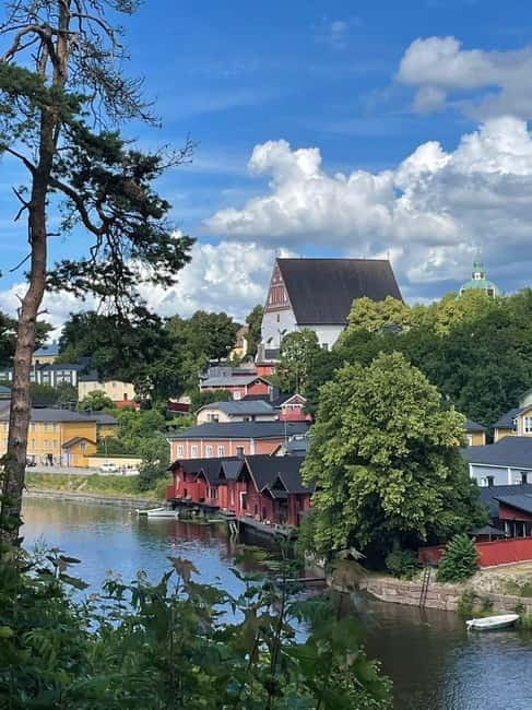 Private Medieval Porvoo by Car from Helsinki - Experience the Charm of Medieval Porvoo in Comfort