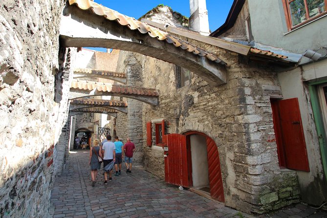 Private Medieval Tallinn Tour with Kadriorg-Pirita Seashore - The Experience Provider: Baltic Experience