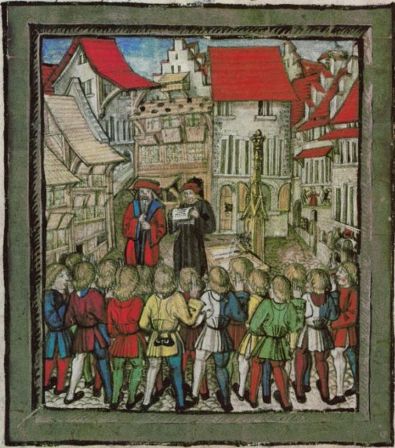 Private Medieval Walk in the Historic Centre of Lucerne - Explore Lucerne’s Medieval Past with a Costumed Guide