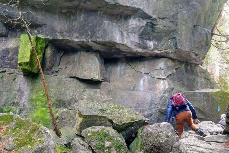 Private Metcalfe/Duncan Caves Hike-Collingwood/Blue Mountain - Safety and Equipment on the Tour