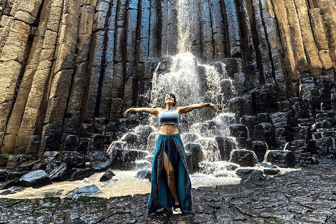 Private Mexico City Basaltic Prisms Tour: The Magical Fountains - Expert Guides and Personal Touch