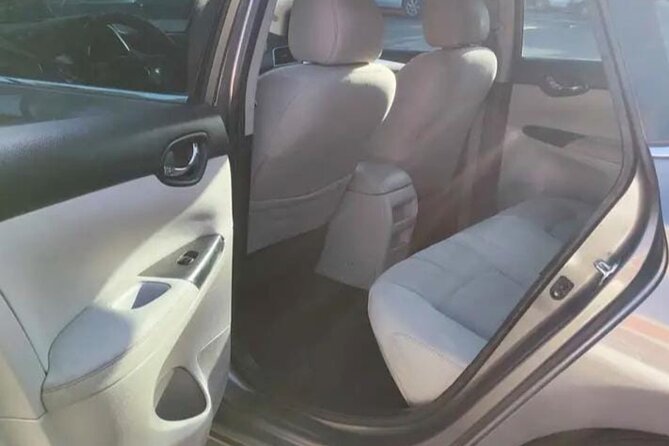 Private Mexico City Historic Center Transportation - Meeting Point and How to Find Your Driver