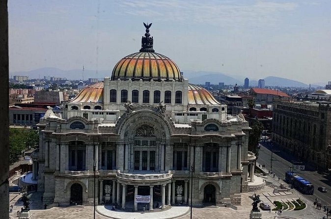 Private Mexico City Pedestrian Tour - The Artistic Statement of Palacio de Bellas Artes