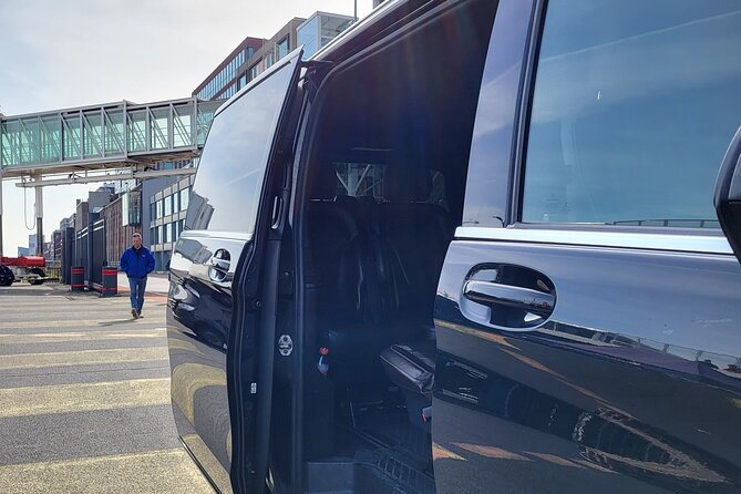 Private Minivan Transfer Service Ijmuiden - Personalized Transfer from Ijmuiden Port to Amsterdam or Schiphol Airport