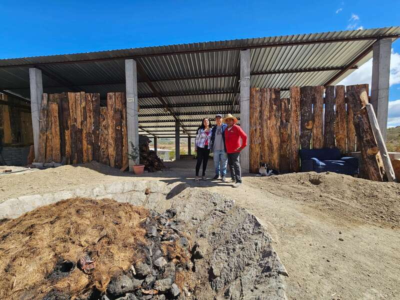 Private Mitla, Hierve el agua and Mezcal Tour with Lunch - Visiting Hierve el Agua’s Petrified Waterfalls Early in the Day