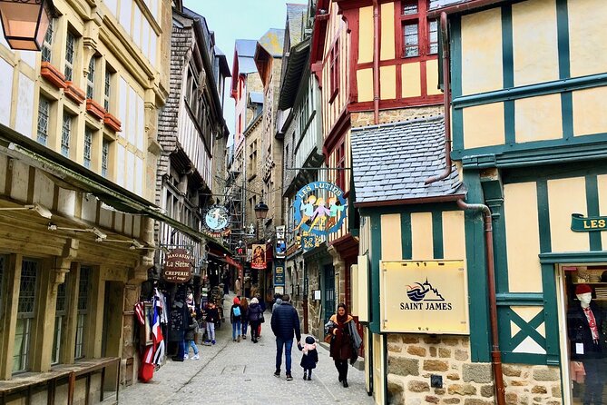 Private Mont Saint-Michel Trip by Mercedes from Paris with Lunch - Returning to Paris with Comfort and Convenience