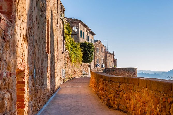 Private Montalcino and Pienza Tour from Siena - Scenic Drives and Views through the Val dOrcia