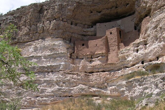 Private Montezuma Castle - Tuzigoot National Mont. in Luxury Car - The Role of the Guides and Personalization