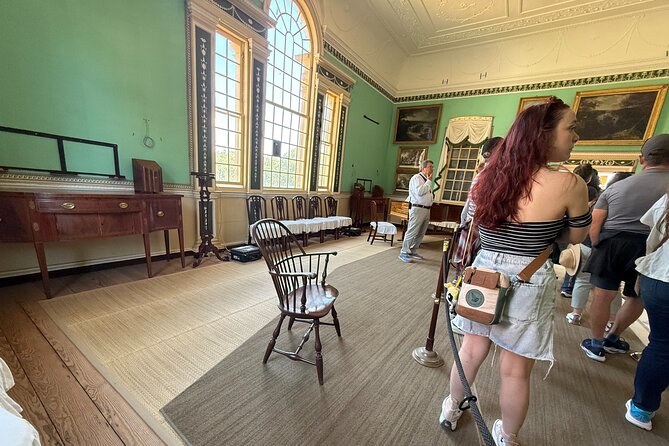 Private Mount Vernon Tour for up to 10 Guests - The Expertise of the Guides and Their Role