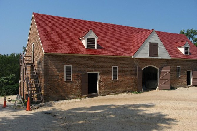 Private Mt. Vernon/Arlington Cemetery Tour for up to 10 Guests - Comfort and Convenience with Round-Trip Transportation