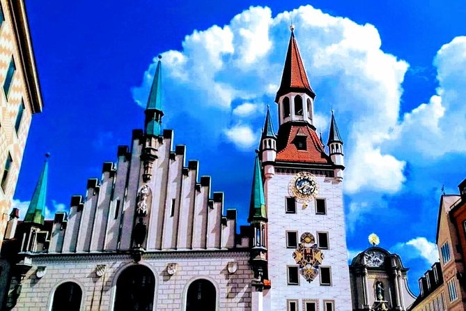 Private Munich ALL-IN-ONE Tour: City - Lake District - Conc. Camp - Discover Königsplatz and the Munich Highlights by Minivan