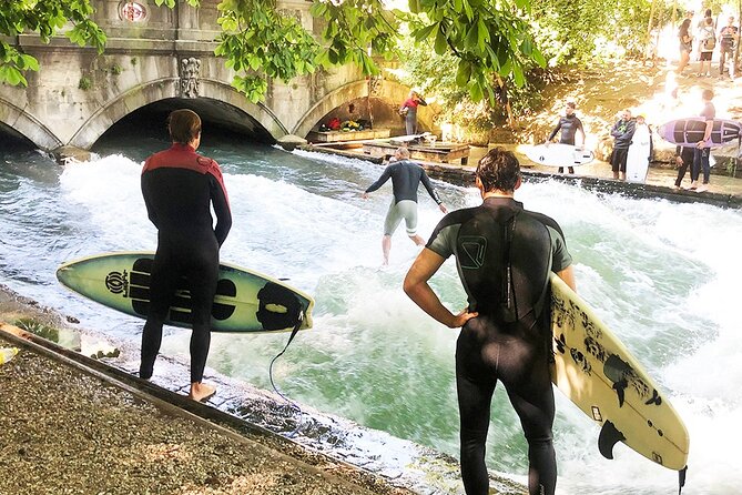 Private Munich History and Beer Culture Walking Tour - Sampling Bavarian Flavors at Viktualienmarkt