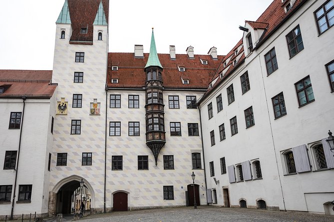 Private Munich Old Town Walking Tour - with optional Breakfast - The Royal and Cultural Landmarks of Munich