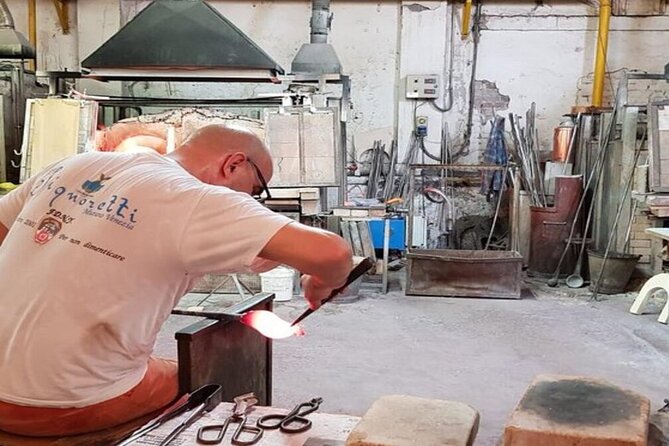 Private Murano and Burano VIP Venice Boat Tour - Murano’s Glassmaking Heritage and Factory Visit