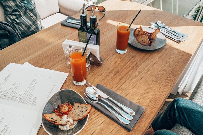 Private New York City Food Tour of East Village and Greenwich Village - Bleecker Street: Boutiques, Landmarks, and Historic Gems