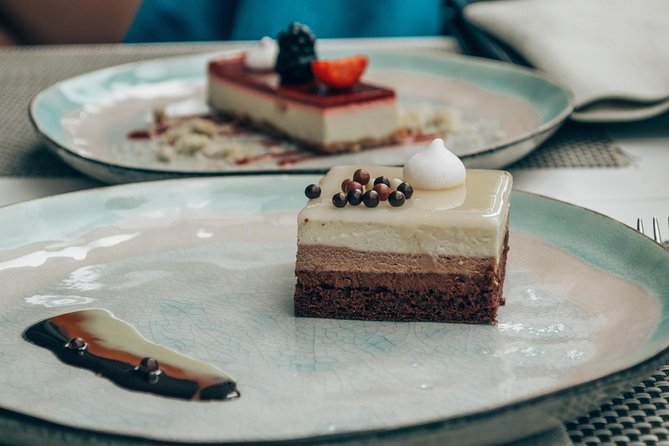 Private New York City Food Tour of East Village and Greenwich Village - Indulging in Italian Cuisine at La Lanterna di Vittorio