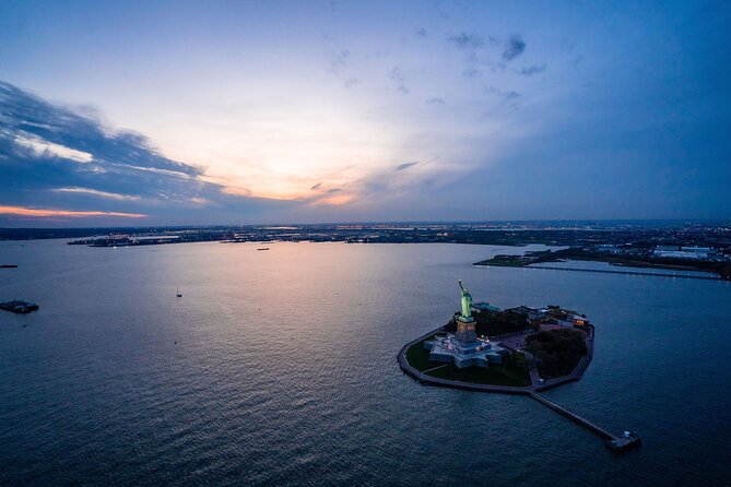 Private New York City Helicopter Tour for 2-6 from Westchester - The Experience of Taking Off at Sunset