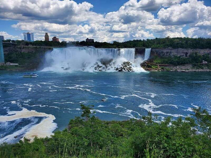 Private: Niagara Falls Full day tour from Toronto - Scenic Drive Through Niagara-on-the-Lake and Wineries