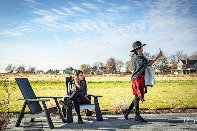 Private Niagara Falls, Niagara-on-the-Lake, Canada - Day Tour with Hotel Pick Up - The Experience of the Tour Guides