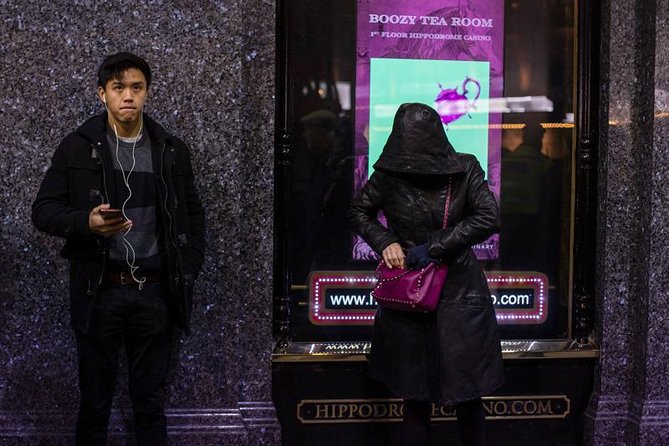 Private Night Street Photography Workshop - Soho Afterdark - What Makes This Workshop Stand Out