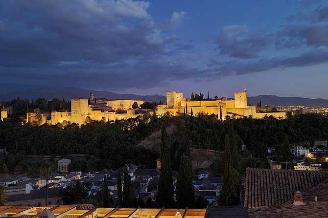 Private Night Tour of the Alhambra in Granada (includes tickets) - The Unique Experience of Nighttime in the Alhambra