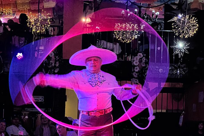 Private Night Tour of the Historic Center and Plaza Garibaldi - Key Points