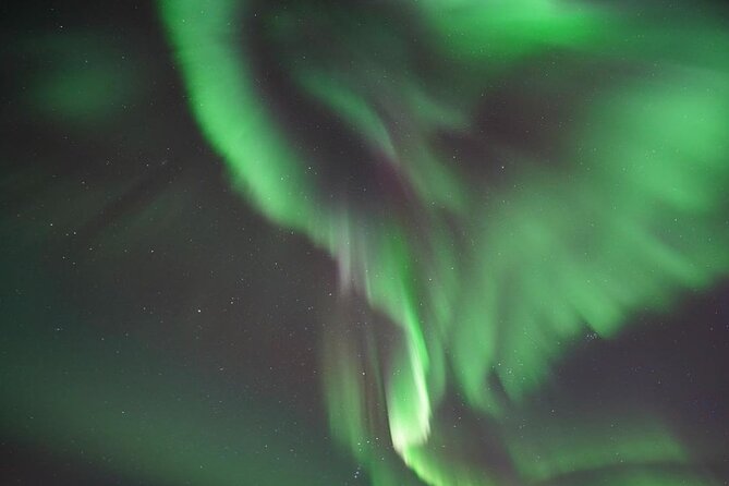 Private Northern Lights Tour with Hot Chocolate in Iceland - From Reykjavik to the Prime Northern Lights Viewing Areas