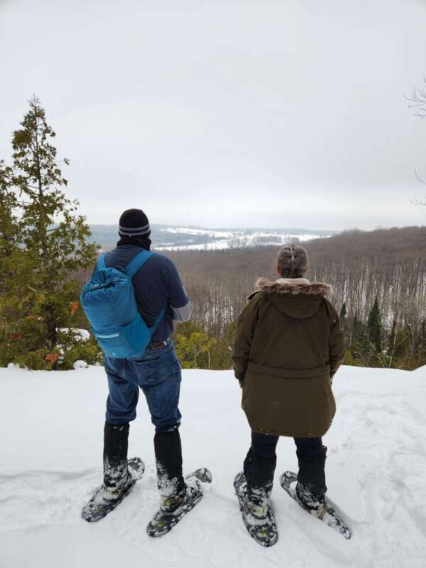 Private Nottawasaga Bluffs Caves Snowshoe-Creemore/Collingwd - The Experience Provider and Guide Quality