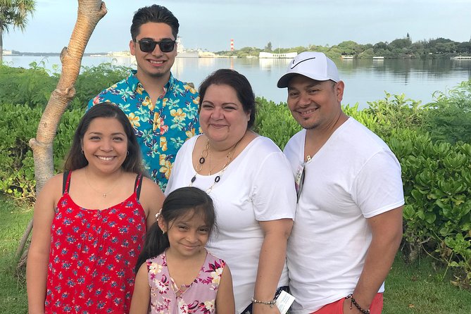 Private Oahu Pearl Harbor and Island Sightseeing Combination Tour - Exploring the North Shore and Hidden Gems