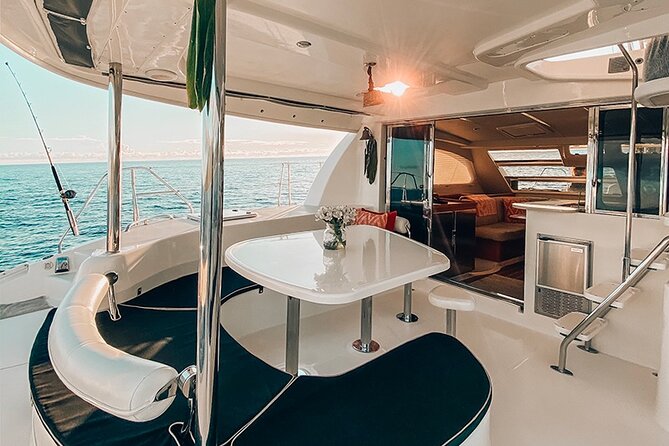 Private Oahu Sunset Charter with Tasting and Drinks - Why This Sunset Yacht Tour Stands Out