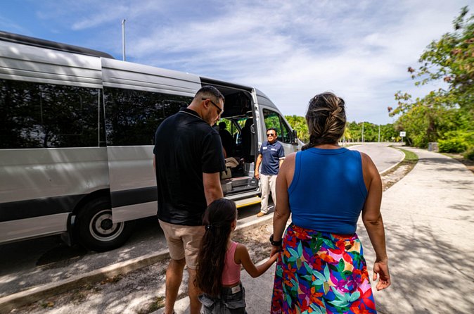 Private One Way or Round Trip Cancun Airport Transfers - Limitations and Considerations