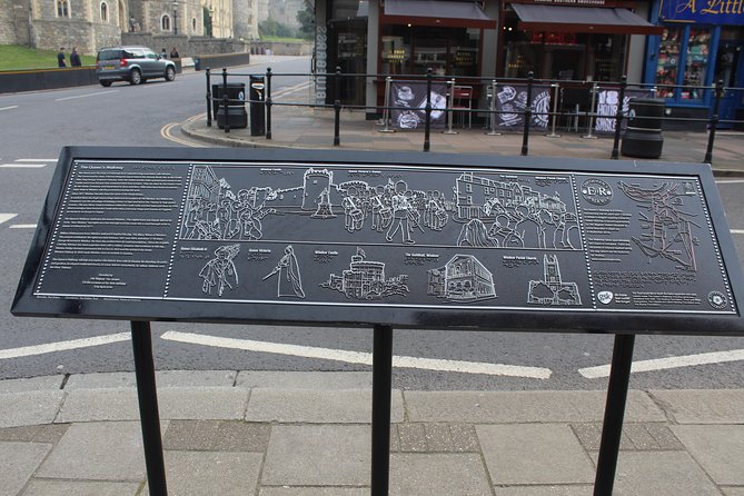 Private One Way or Round Trip Transfer : London to Windsor Castle or LEGOLAND - Exploring LEGOLAND in Style and Comfort