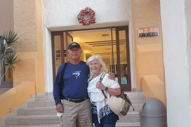 Private One Way SJD Airport Transfer to Cabo San Lucas - Comfortable, Air-Conditioned Vehicles for a Smooth Ride