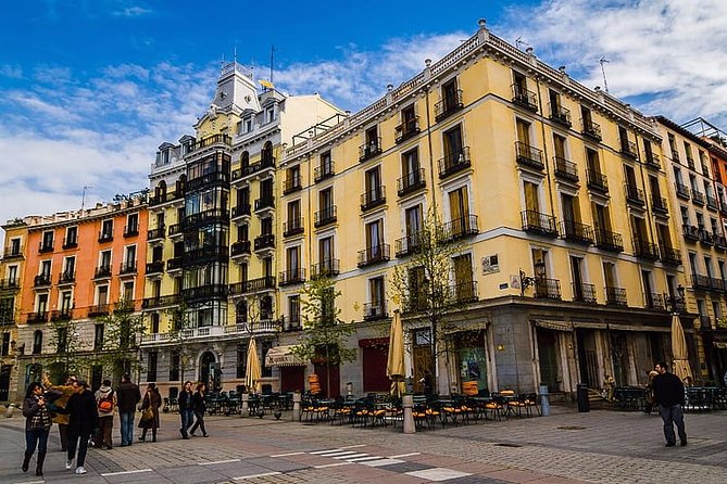 Private ONE WAY transfer from Seville to Madrid with private pick up & drop off - Key Points
