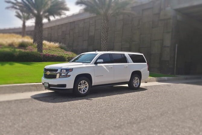 Private One Way Transfer From SJD Airport To Cabo San Lucas - Seamless and Private Transportation from SJD Airport to Cabo San Lucas for Up to 5 People