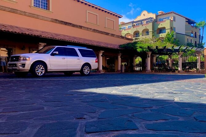 Private One Way Transfer From SJD Airport To Cabo San Lucas - Who Should Book This Transfer Service?