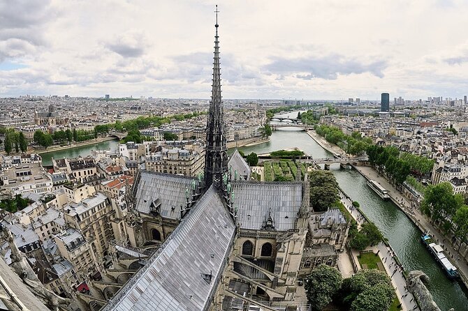 Private ONE WAY transfer from/to Paris CDG from/to Paris city - Reliable and Personalized Airport Transfers in Paris for $128.76