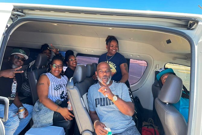 Private one-way trip from the airport to all hotels in Los Cabos - Key Points