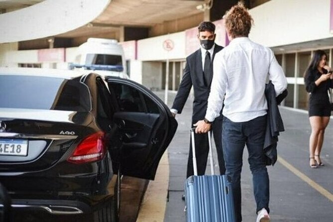 Private Oneway Airport Transfer London to London Heathrow Airport - Hassle-Free Departure with Private Oneway Transfer from London to Heathrow Airport