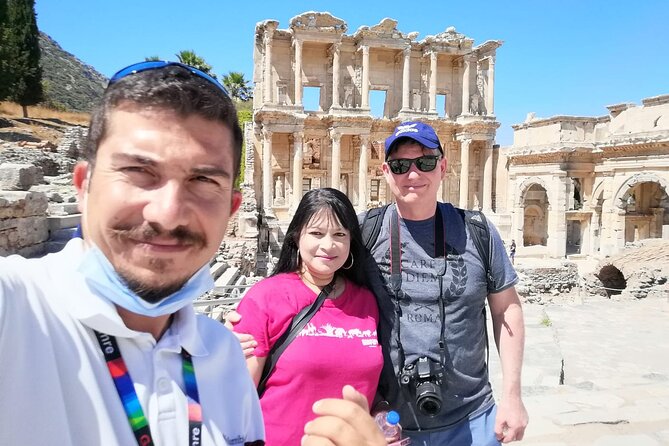 Private or Group Ephesus & Terrace Houses with Ticket for Cruiser - Comparing Private and Group Tour Options