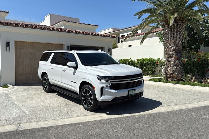 Private or Luxury One Way Transfer Airport Los Cabos SJD CSL - A Luxury Transfer Experience in Los Cabos for Up to Five People at $185