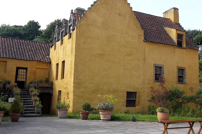 Private Outlander Tour from Edinburgh - Blackness Castle: Fort William and Series Filming Atmosphere