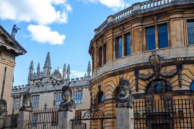 Private Oxford Walking Tour With University Alumni Guide - The Value and Booking Considerations