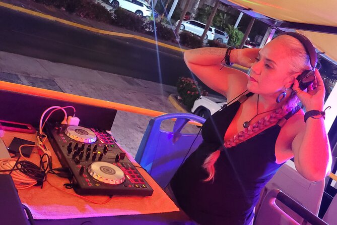 Private Party Bus Experience in Cancun - Who should consider this party bus experience?