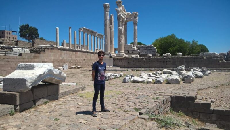 Private Pergamon Day Tour from Istanbul by Plane - Key Points