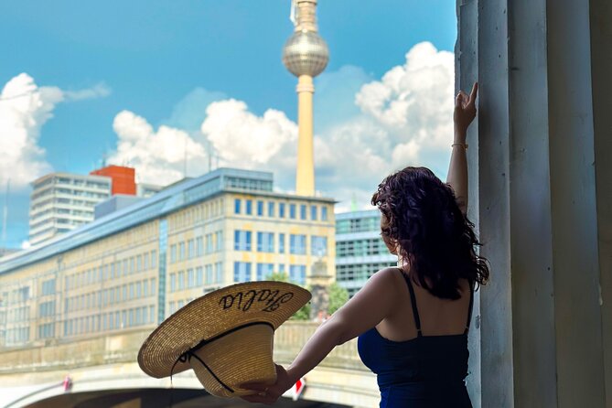 Private Personalized Photoshoot in Berlin - Exploring Iconic Berlin Landmarks with a Professional Photographer