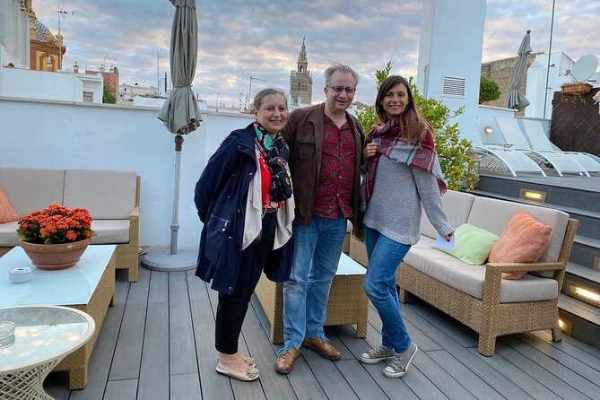 Private personalized Seville street tour of 2.5 hours - Murillo Gardens and the Artistic Feel of Seville