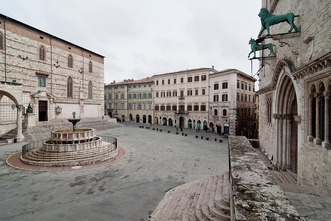 Private Perugia Walking Tour with official guide - The Magnificent Duomo of St. Lawrence